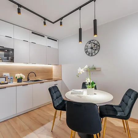 Apartament Laba Kollataja Z Parkingiem *
