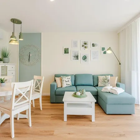 Laba Kollataja Z Parkingiem Kolobrzeg