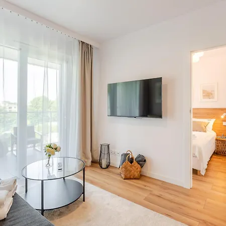 Laba Kollataja Z Parkingiem *