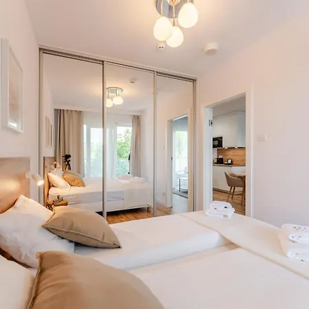 Laba Kollataja Z Parkingiem Apartment *