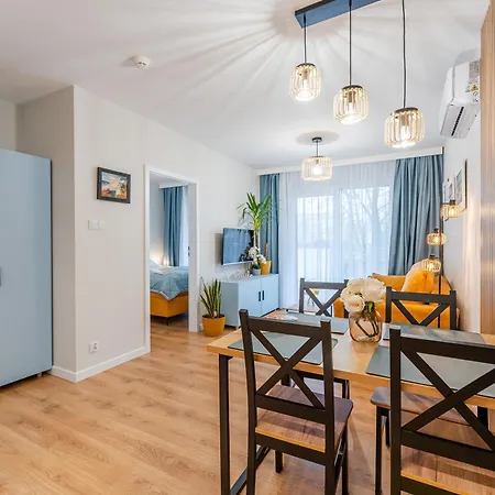 Laba Kollataja Z Parkingiem Apartment *