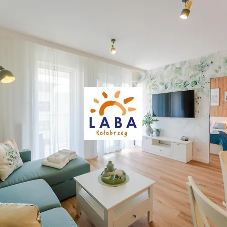 Laba Kollataja Z Parkingiem Apartament