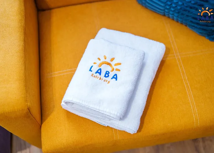 Laba Kollataja Z Parkingiem アパート