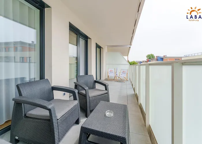 Laba Kollataja Z Parkingiem コウォブジェク